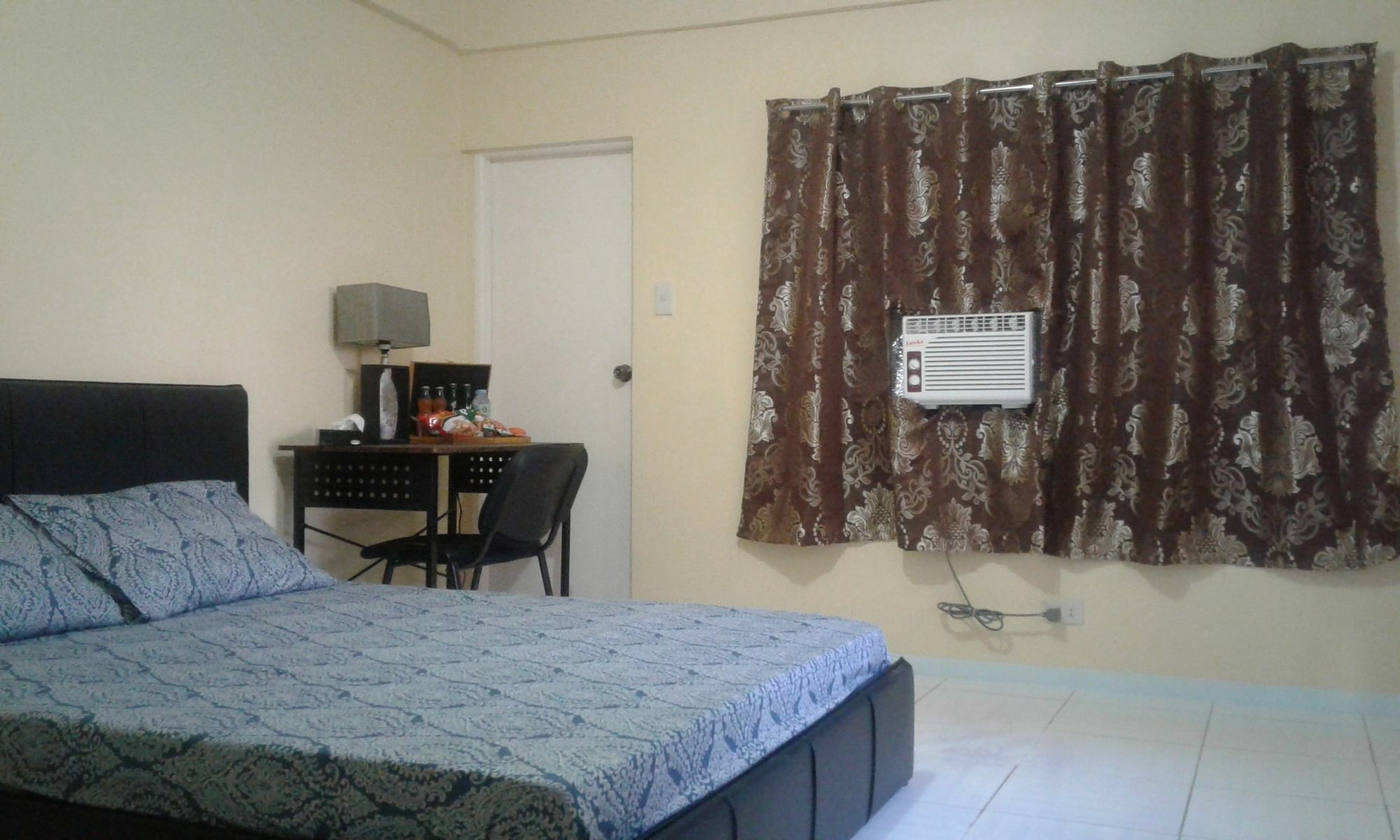Christopher B&B And Apartments (Adults Only) Paranaque City Buitenkant foto